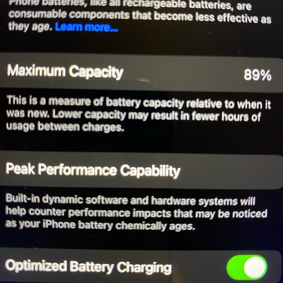 **SOLD**iPhone 11 64gb - Picture 9 of 9